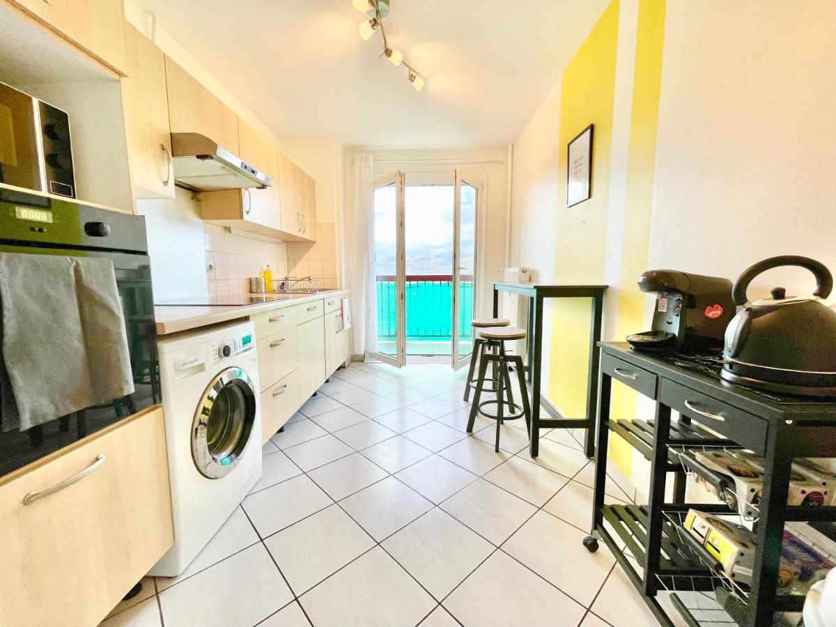 Apartamento Colmar - La Cigogne - Balcon - Vue Degagee - Netflix - Wifi Fibre - Parking Gratuit - Quartier Populaire Exterior foto